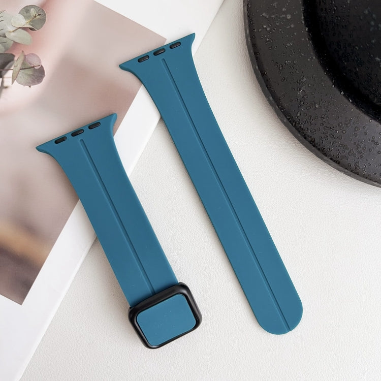 Skorter | For Apple Watch 38mm Magnetic Square Buckle Silicone Watch Band (Rock Green)