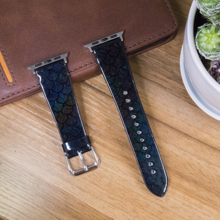 Skorter | For Apple Watch 5 & 4 40mm / 3 & 2 & 1 38mm Discolored Glitter Fish Scale Texture Watch Band (Black)