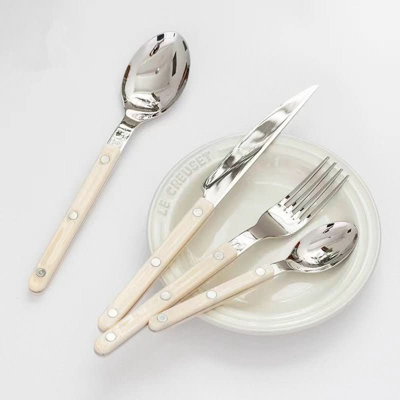 Skorter | 24-piece stainless steel cutlery set with engraving