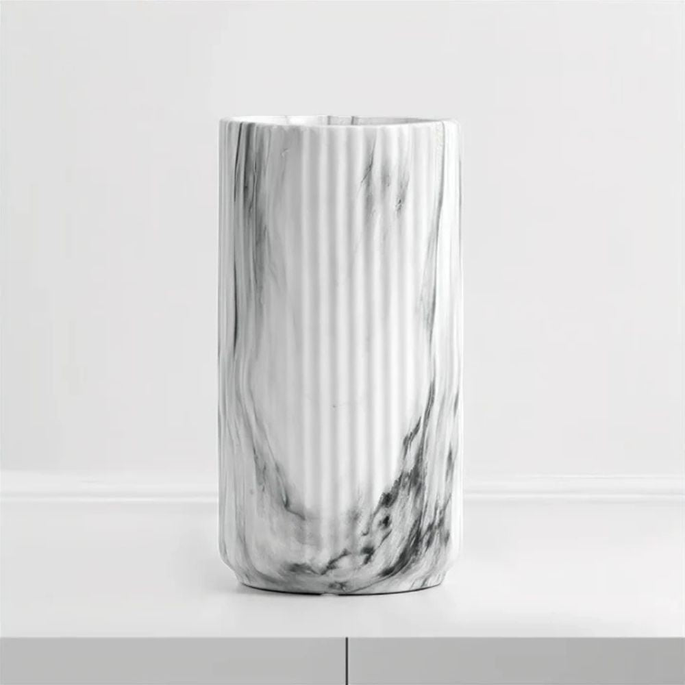 Skorter | Elegant Vertical Marble Ceramic Vase