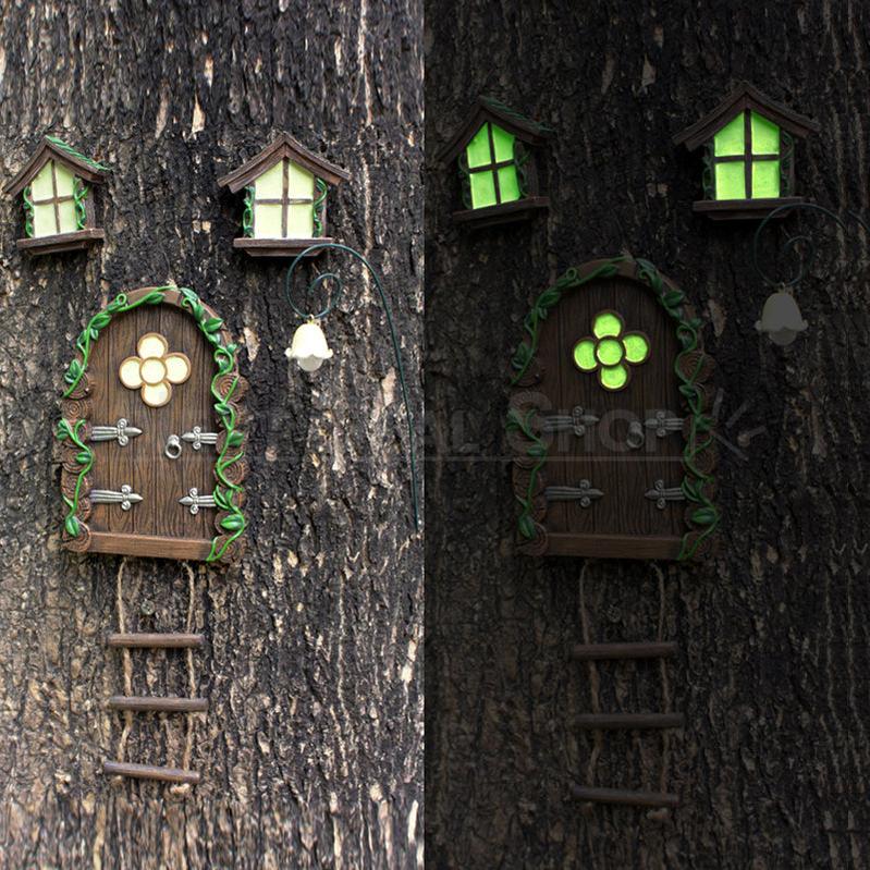 Skorter | Enchanted Glow in the Dark Feedor and Window Decor