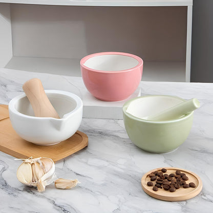 Skorter and a ceramic kitchen pestle