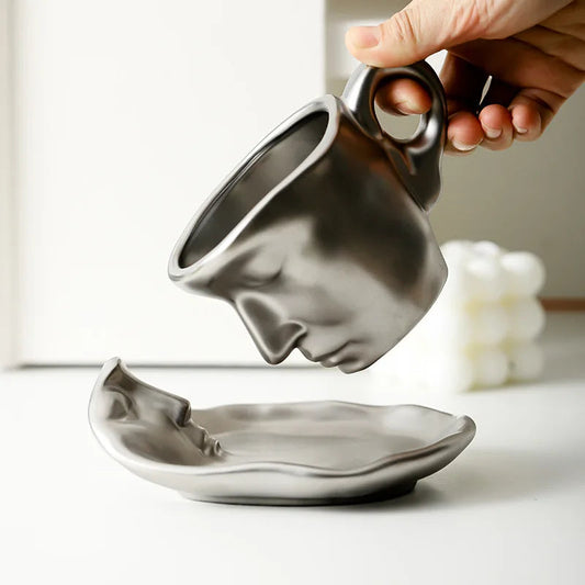 Skorter | Eternallove - Ceramic Kissing Coffee Cup And Saucer Set