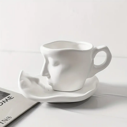 Skorter | Eternallove - Ceramic Kissing Coffee Cup And Saucer Set
