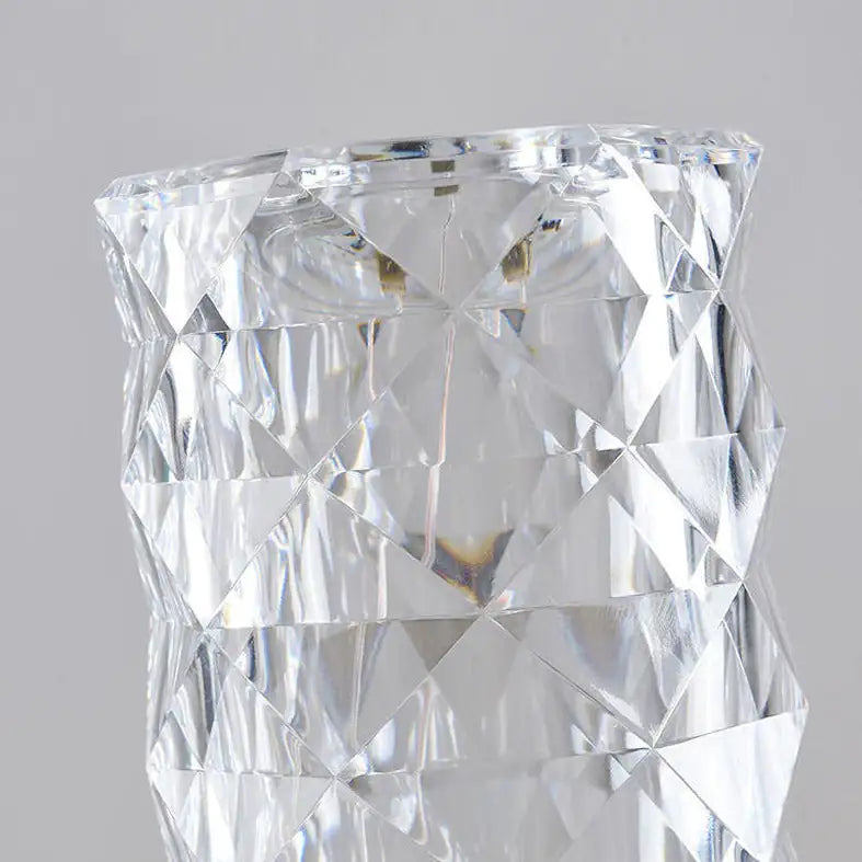 Skorter | The Crystal Lamp