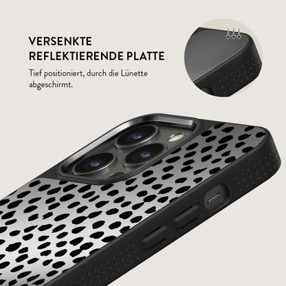 Skorter | Almond Latte - iPhone 13 Pro Case