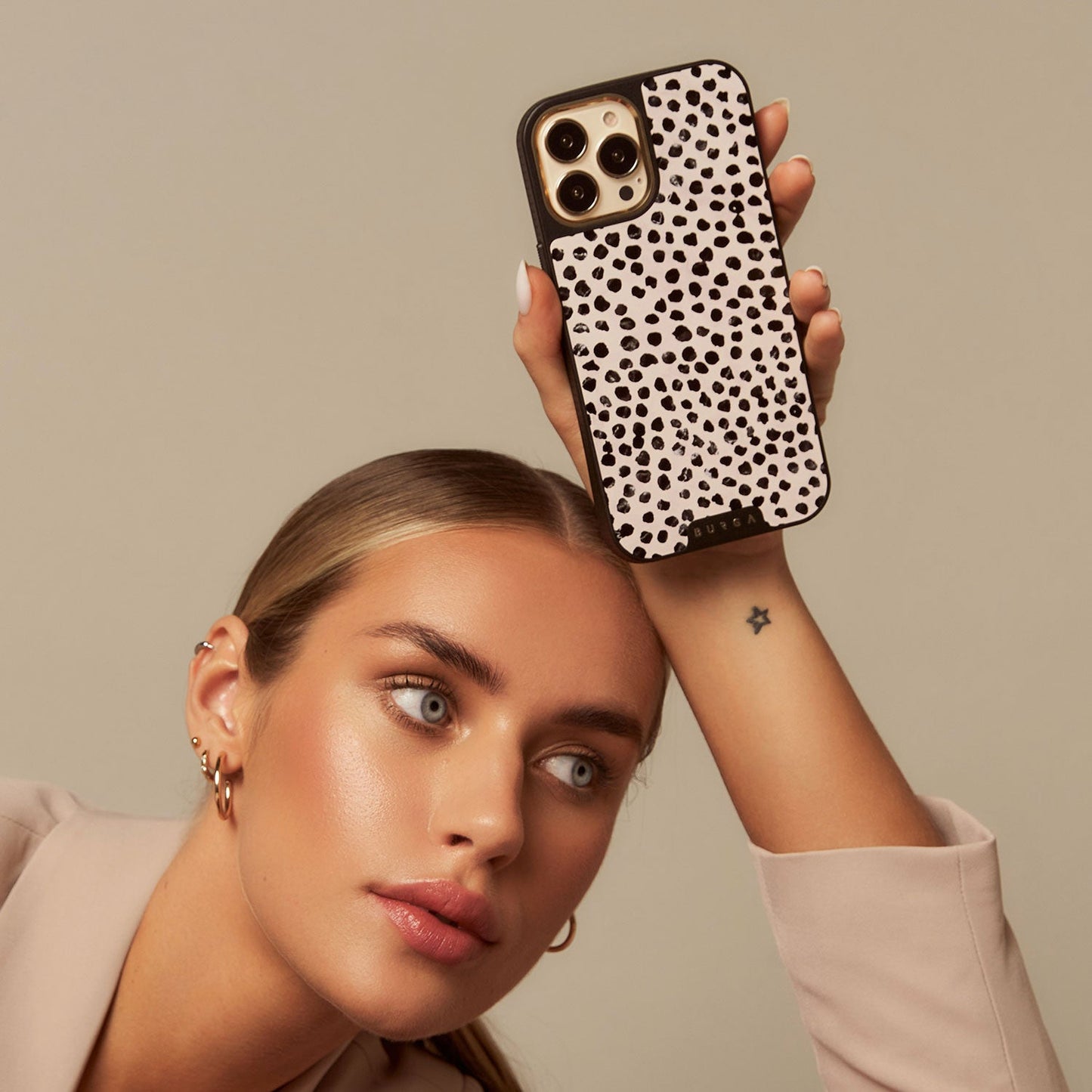 Skorter | Almond Latte - iPhone XR Case