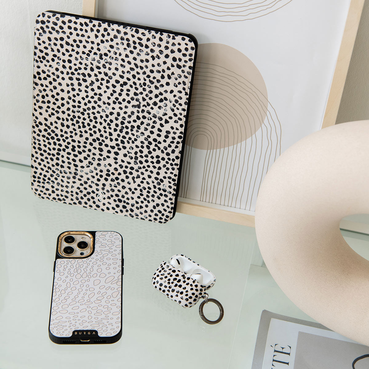 Skorter | Almond Latte - iPad 10.2 (9th / 8th / 7th Gen) case