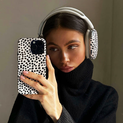 Skorter | Almond Latte - AirPods Max case