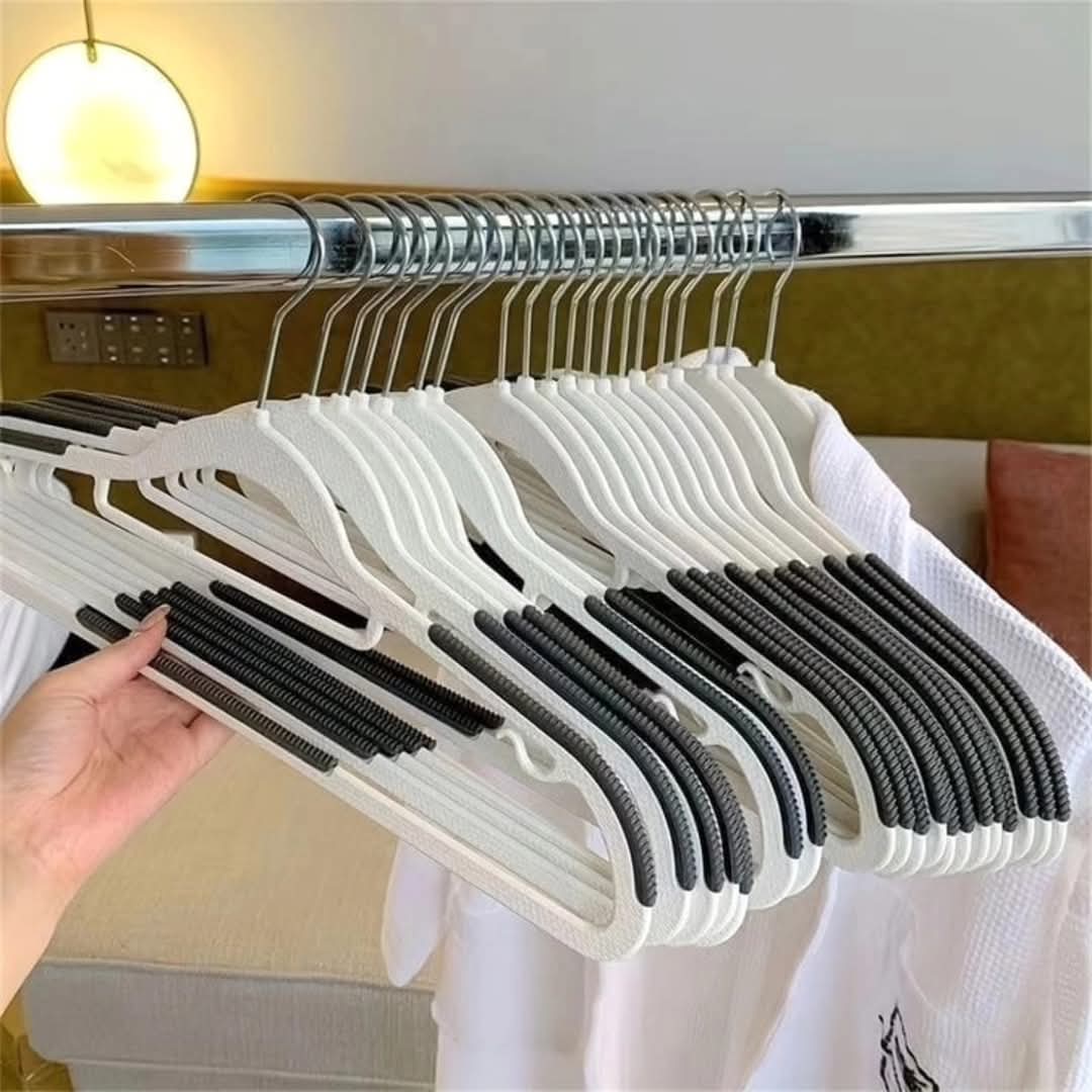 Skorter | 10 pieces seamless hangers