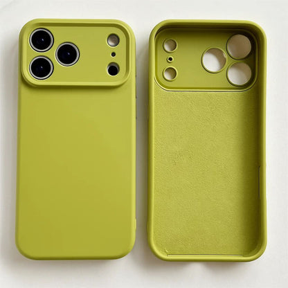 Skorter | Colorful, shock-resistant silicone case for the iPhone 16 & 17 series