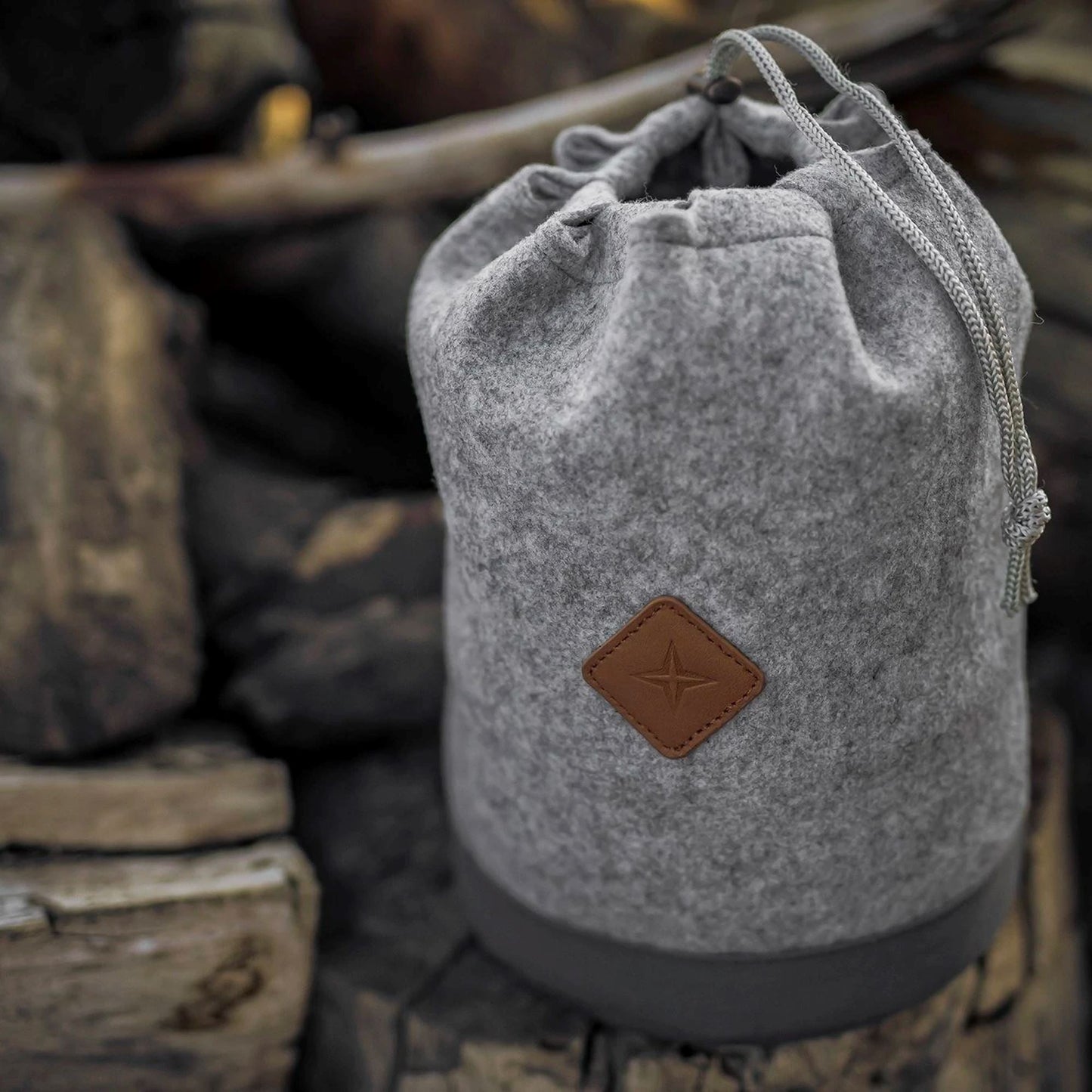 Skorter | Felt Lantern Storage Bag