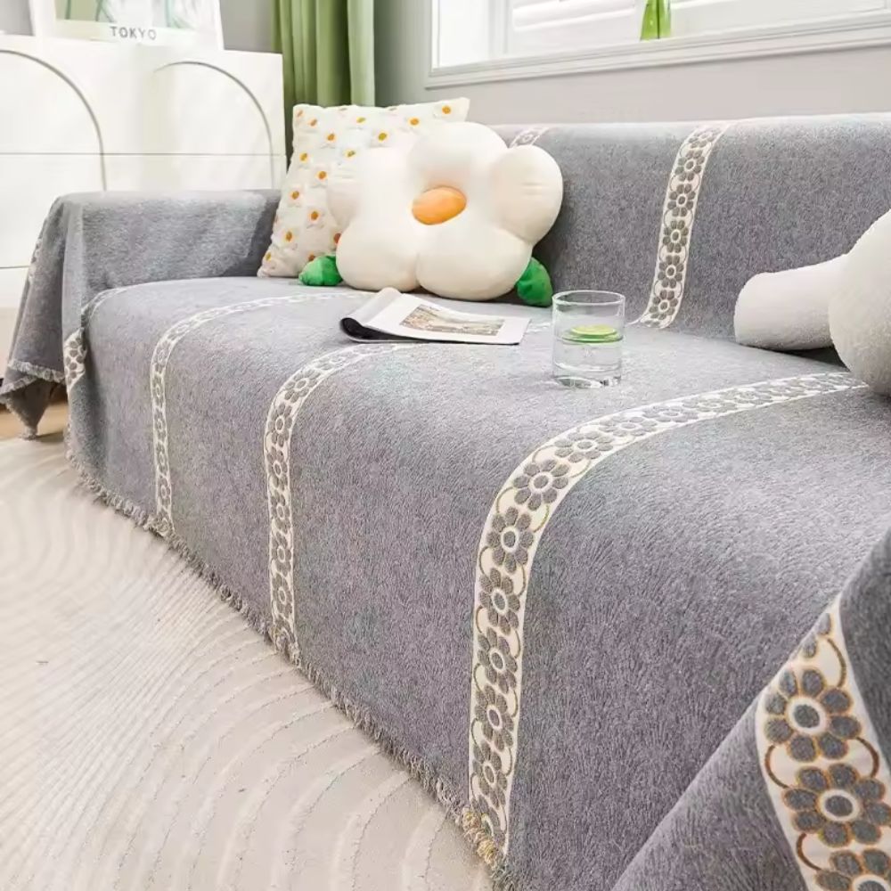 Skorter | Flourish Leaf Sofa Cover