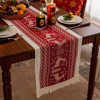 Skorter | Festive Christmas Elk Table Runner