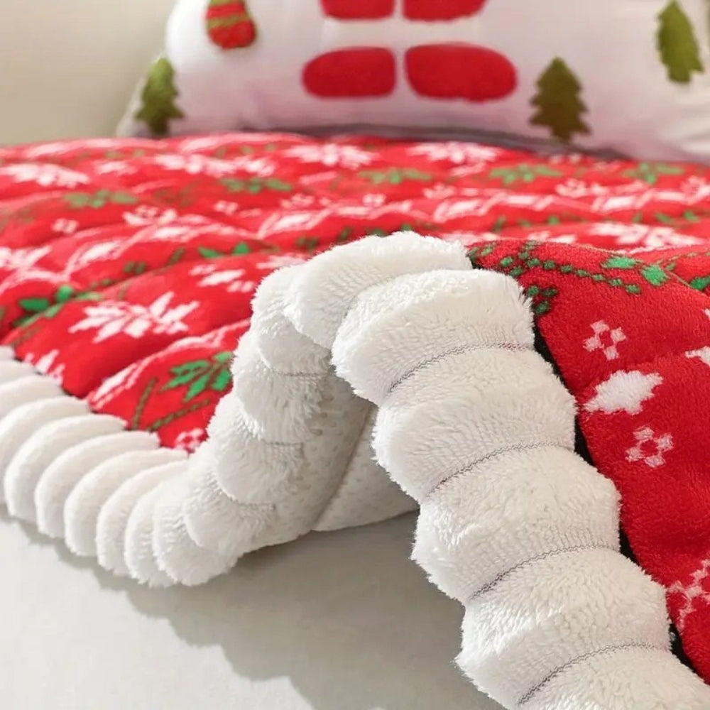 Skorter | Festive Holiday Winter Sofa Cover