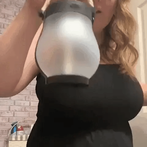 Skorter | Solar-Powered Outdoor Lantern | Realistic Flame Effect, All-Weather Proof & Ideal for Cozy Evenings on the Patio or Balcony