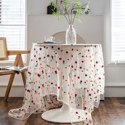 Skorter | Floral Embroidered Lace Tablecloth Cover