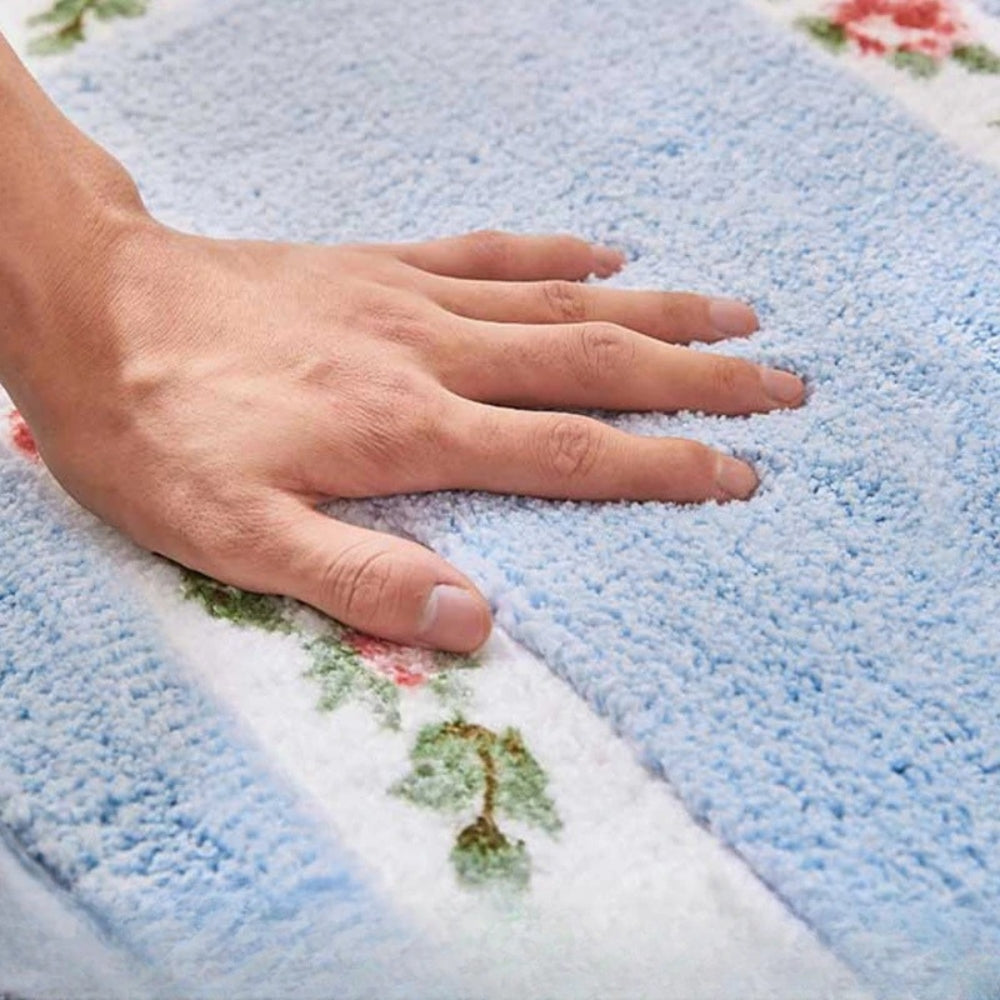 Skorter | Floral Oval Plush Bath Mat