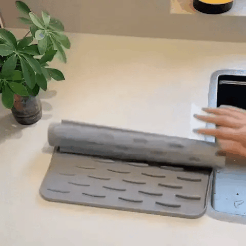 Skorter | FlexiDry Silicone Drying Mat – Heat Resistant, Non-Slip & Space Saving Design