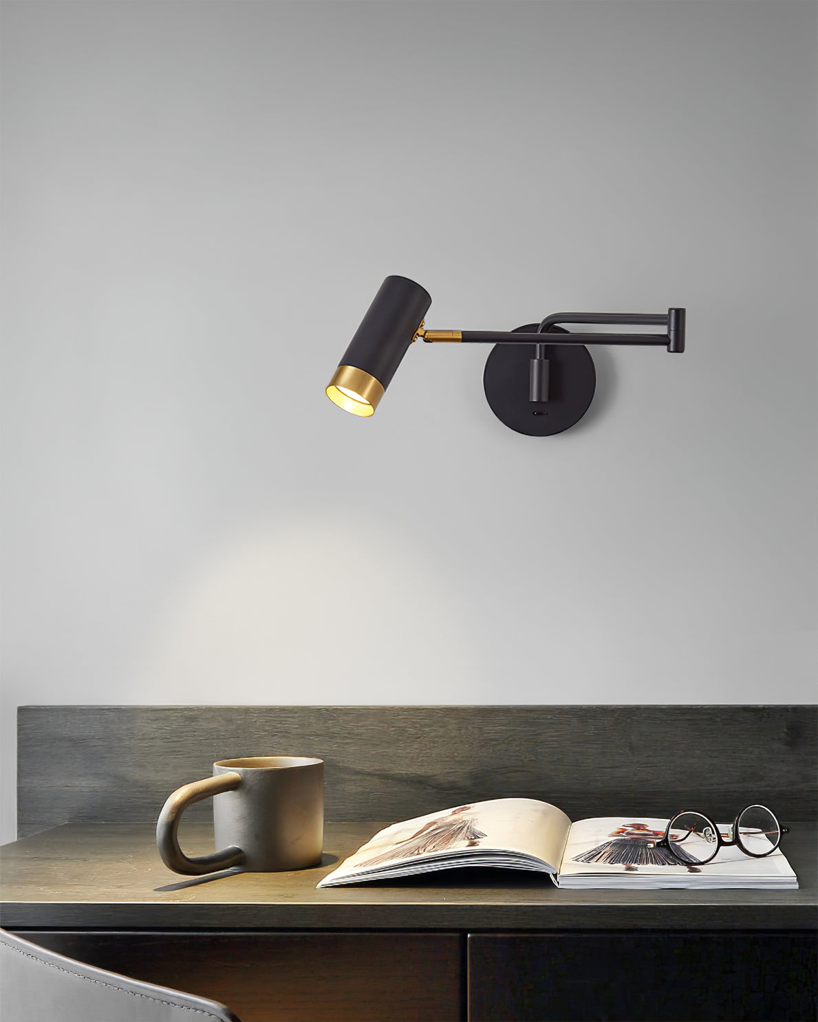 Skorter | FlexiLume – Adjustable Arm Wall Light for Versatile Illumination