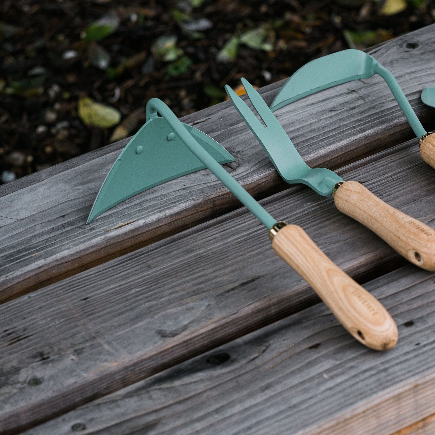 Skorter | Triangle Hoe