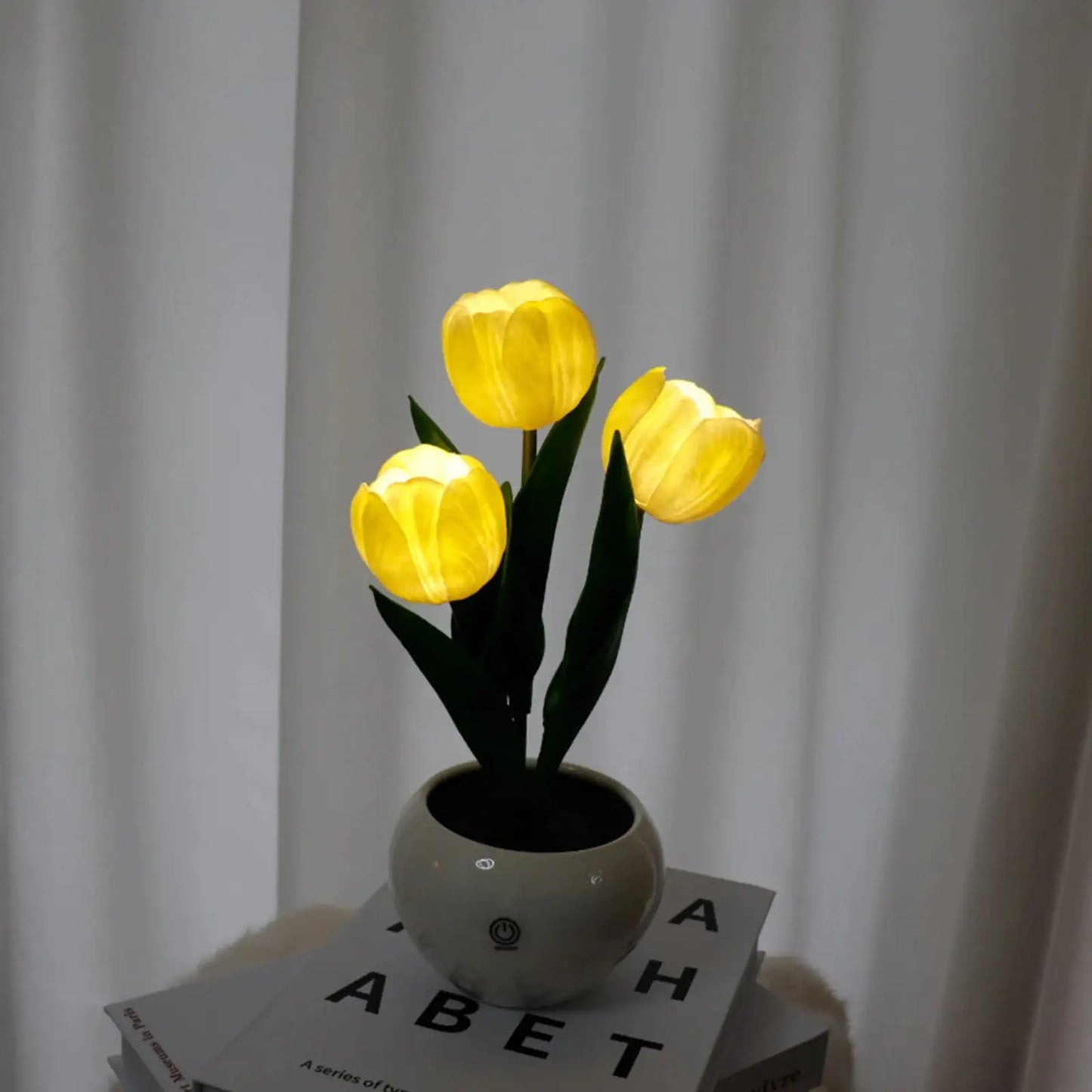 Skorter | Enchanted Tulip Glow Lantern