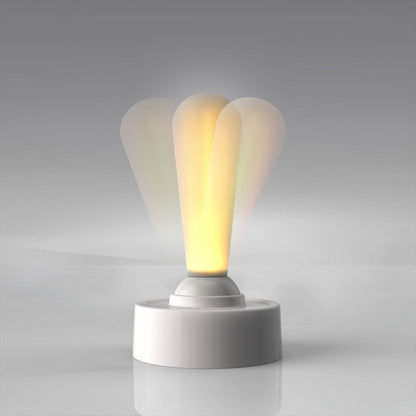 Skorter | vintage table lamp with practical toggle switch