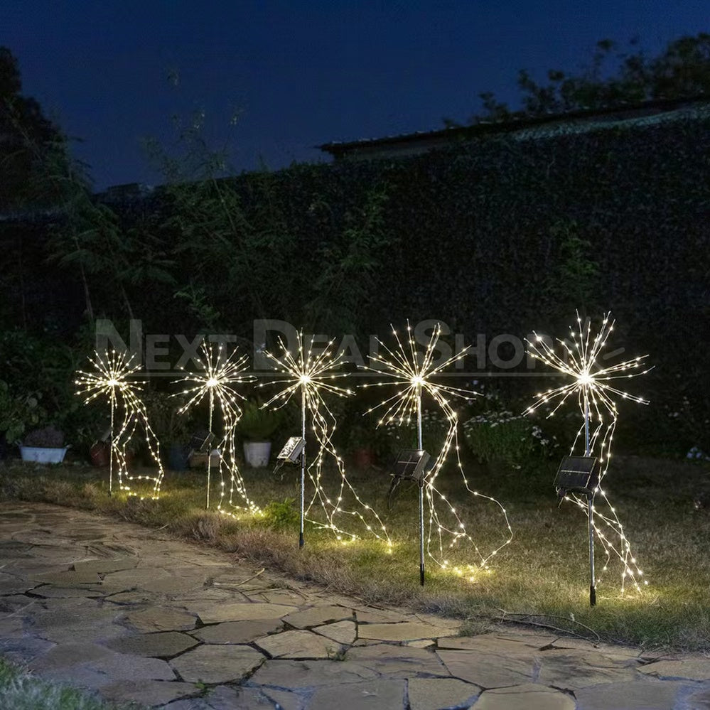 Skorter | Gigantic Solar-Powered Garden Star Stake Light