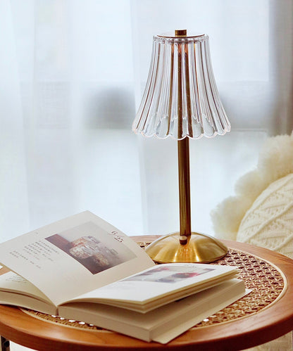 Skorter | RadiantGold – Elegant Portable Table Lamp