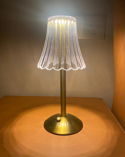Skorter | RadiantGold – Elegant Portable Table Lamp