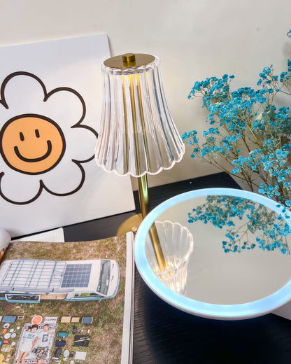 Skorter | RadiantGold – Elegant Portable Table Lamp