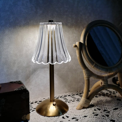 Skorter | RadiantGold – Elegant Portable Table Lamp