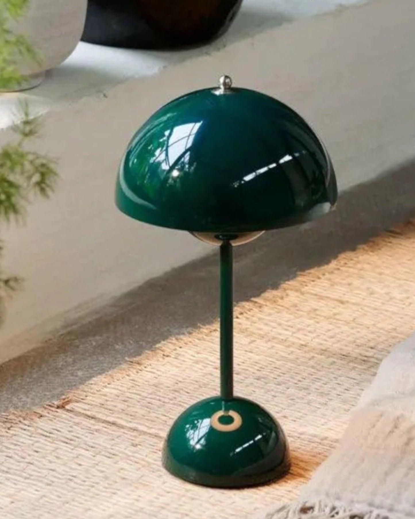 Skorter | NordLight – LED Table Lamp Scandinavian Design, dimmable and sustainable in metal