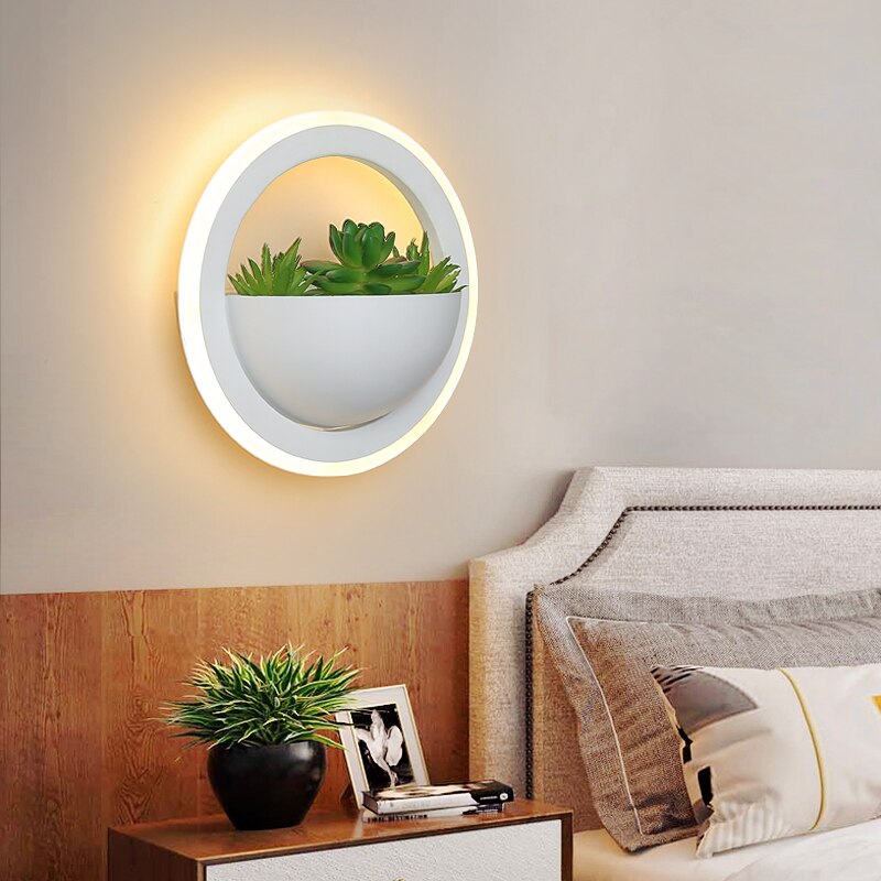 Skorter | Circle Wall Lamp with Artificial Plant