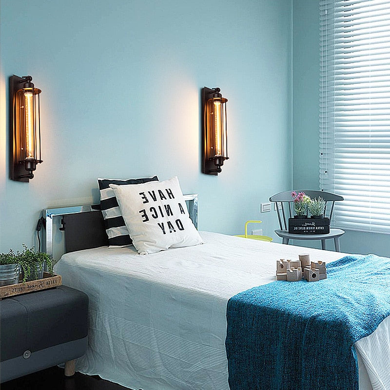 Skorter | Industrial Flute Wall Lamp