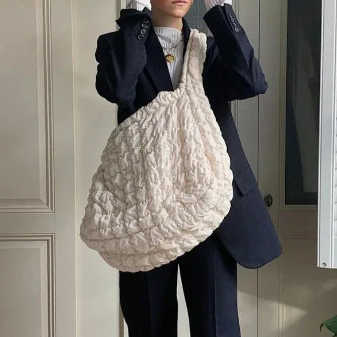 Skorter | Cross Quilt X-Large Shoulder Bag