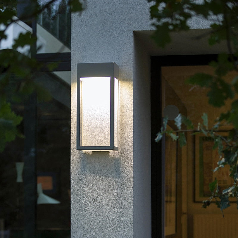 Skorter | SolarAura – Smart Solar Wall Lamp for the Garden