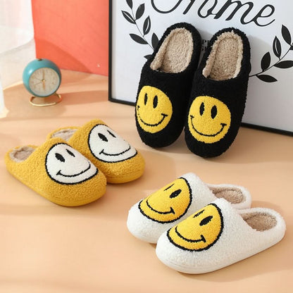 Skorter | COZYTOES SLIPPERS – Fluffy slippers with smiley & silicone cushioning for warm feet