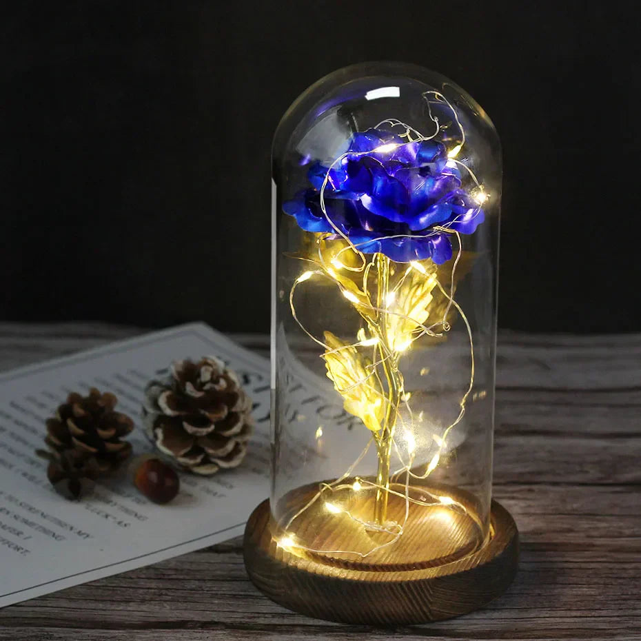 Skorter | Eternal Rose in Glass Dome | Handpicked, LED Lit & Ideal for Romantic Gifts and Home Decor