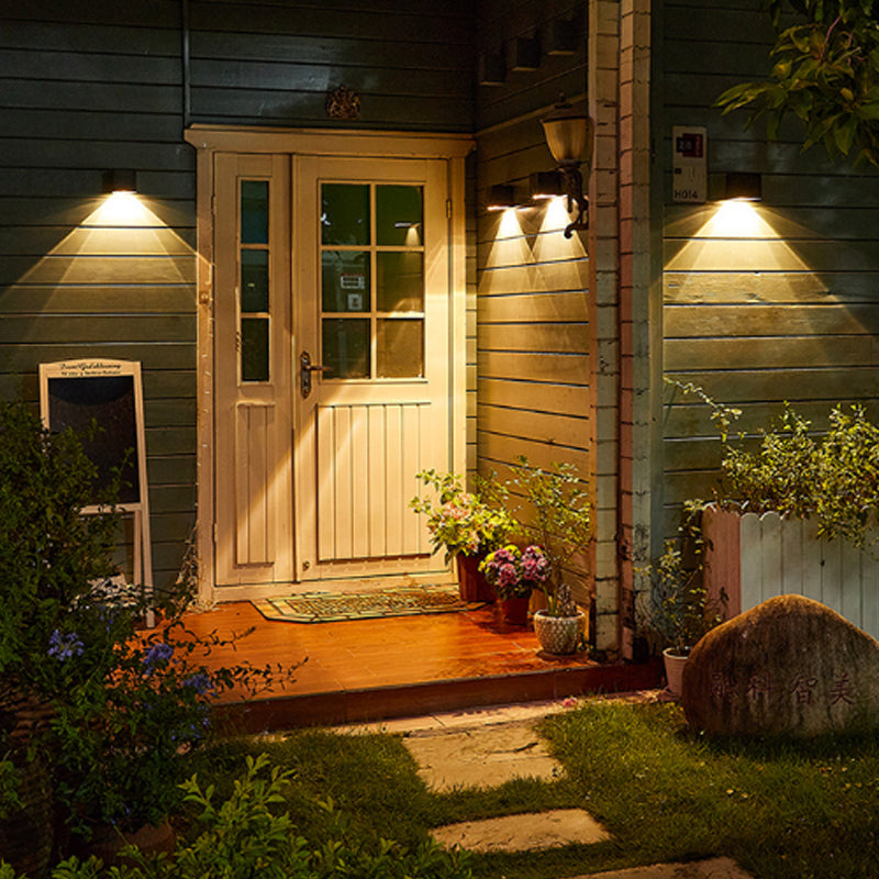 Skorter | GlowBeam – Elegant Outdoor Wall Lamp for Mood Lighting