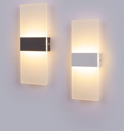 Skorter | SoftBeam – Streamlined Wall Lamp Perfect for Bedrooms