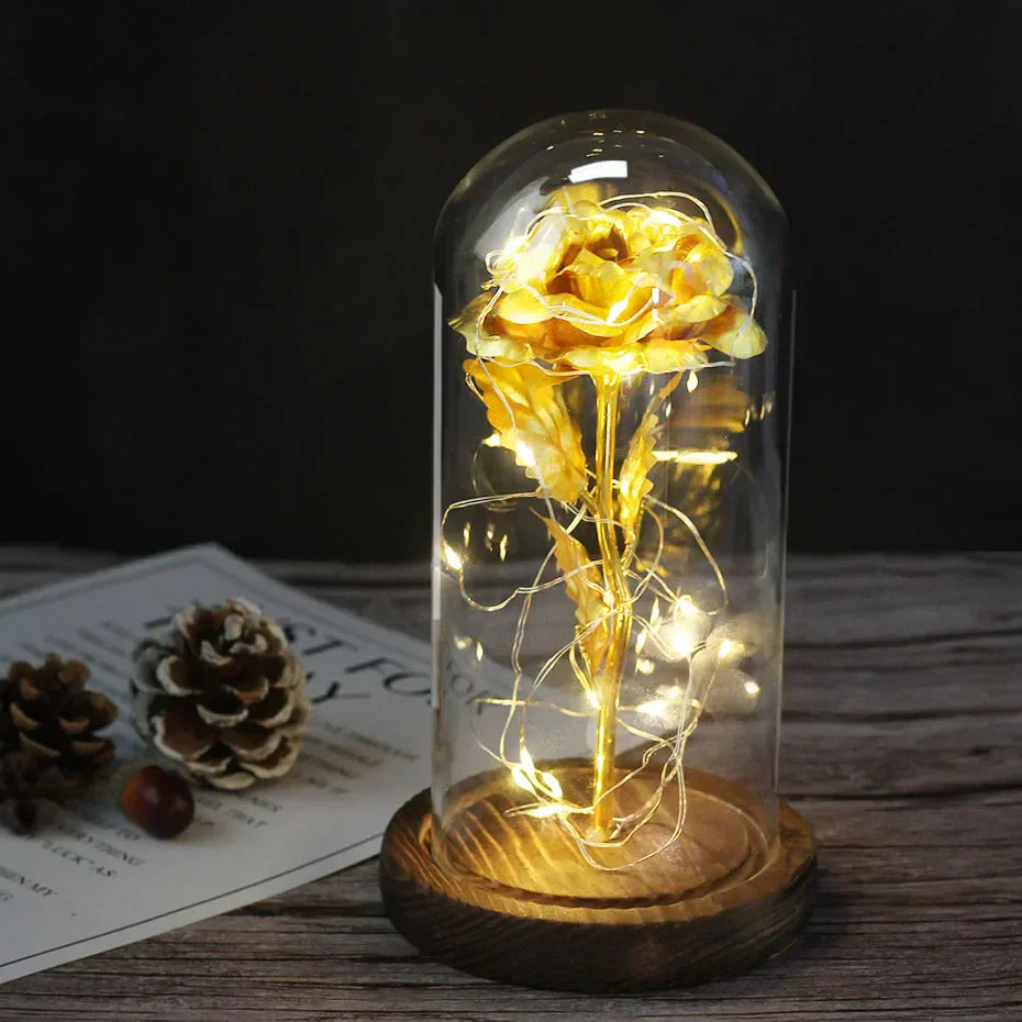 Skorter | Eternal Rose in Glass Dome | Handpicked, LED Lit & Ideal for Romantic Gifts and Home Decor