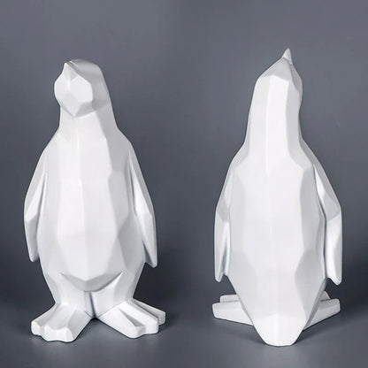 Skorter | Penguin statue