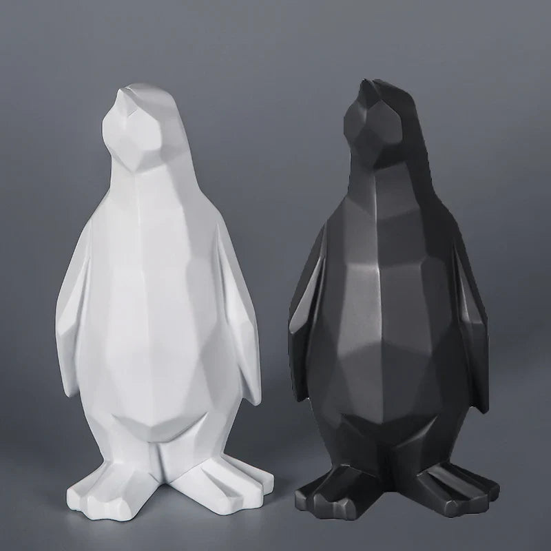 Skorter | Penguin statue