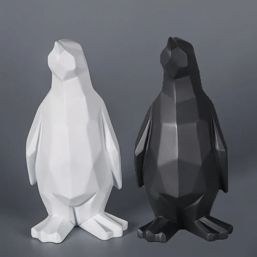 Skorter | Penguin statue