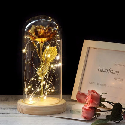 Skorter | Eternal Rose in Glass Dome | Handpicked, LED Lit & Ideal for Romantic Gifts and Home Decor