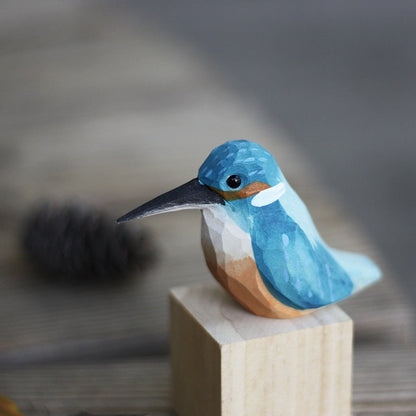 Skorter | NordicFeathers - Elegant Wooden Bird Figurines
