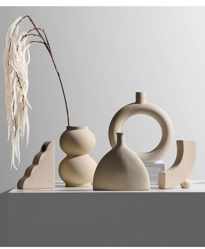 Skorter | Elegant Vase Athena