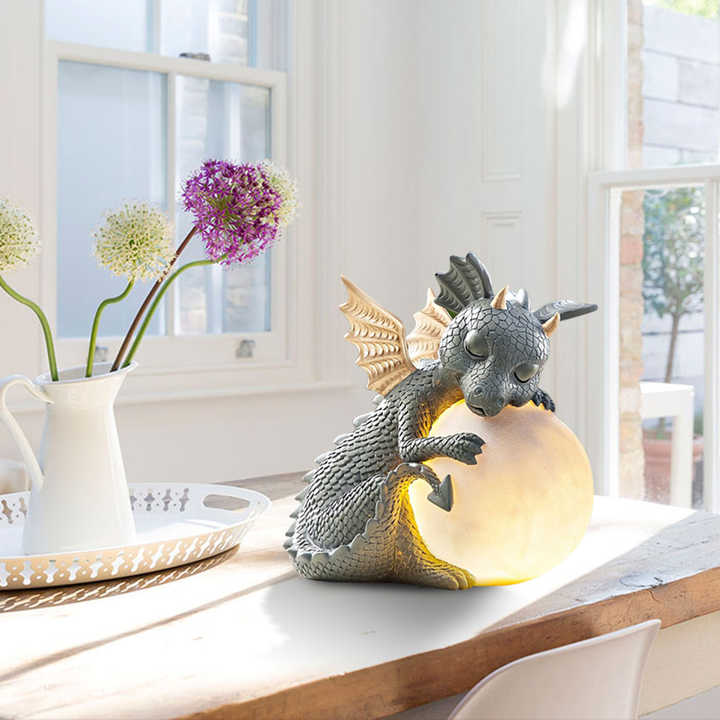 Skorter | Garden Statue - Draconis - Solar Lighting - Resin Dragon Statue Lamp