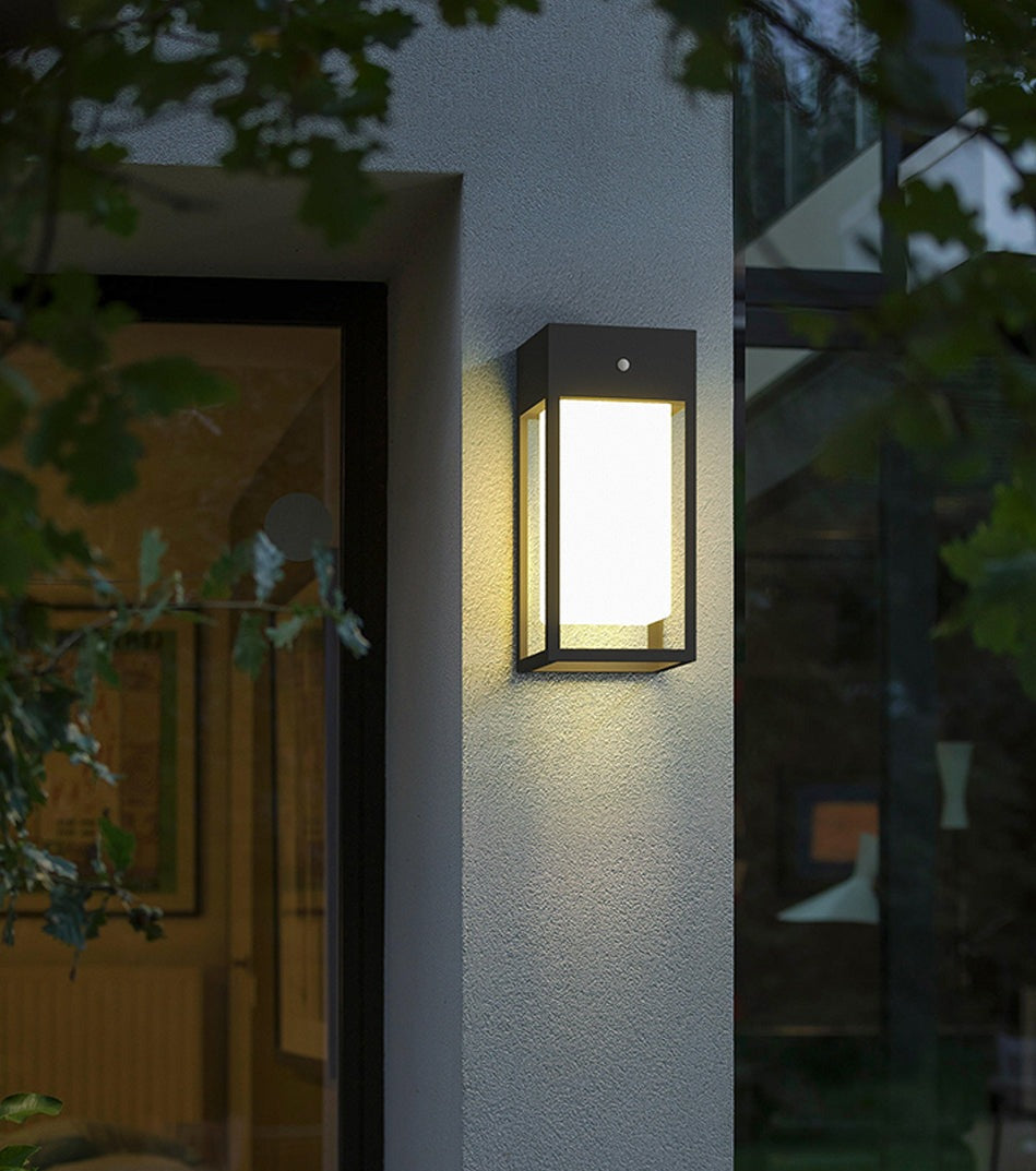 Skorter | SolarAura – Smart Solar Wall Lamp for the Garden